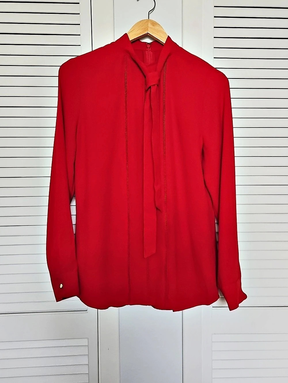 Lauren Ralph Lauren Red Tie Neck Ladder Stitch Blouse Size 8. NWT